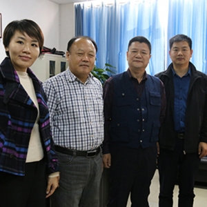 縱覽線纜集團(tuán)副董事長(zhǎng)徐洪虎走訪河南工學(xué)院，探討電線電纜人才培養(yǎng)機(jī)制 ... ... ... . ...