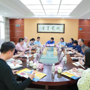 政企共贏  助力高質(zhì)量發(fā)展——廣西市場監(jiān)督管理局到縱覽集團 開展政策研究調(diào)研指導(dǎo) ...